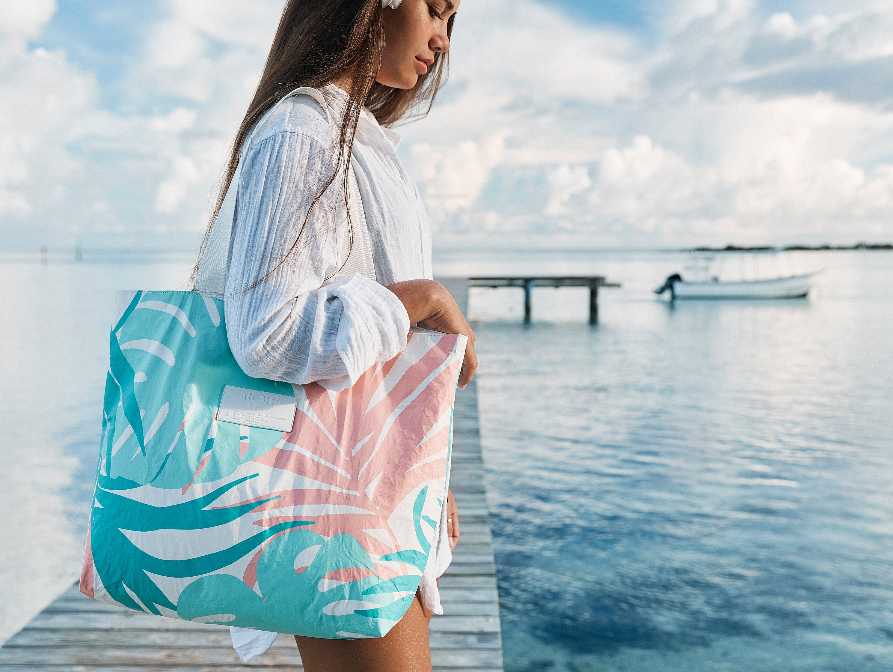 ALOHA Collection: The Ultimate Guide to The Best Beach Bag Ever!