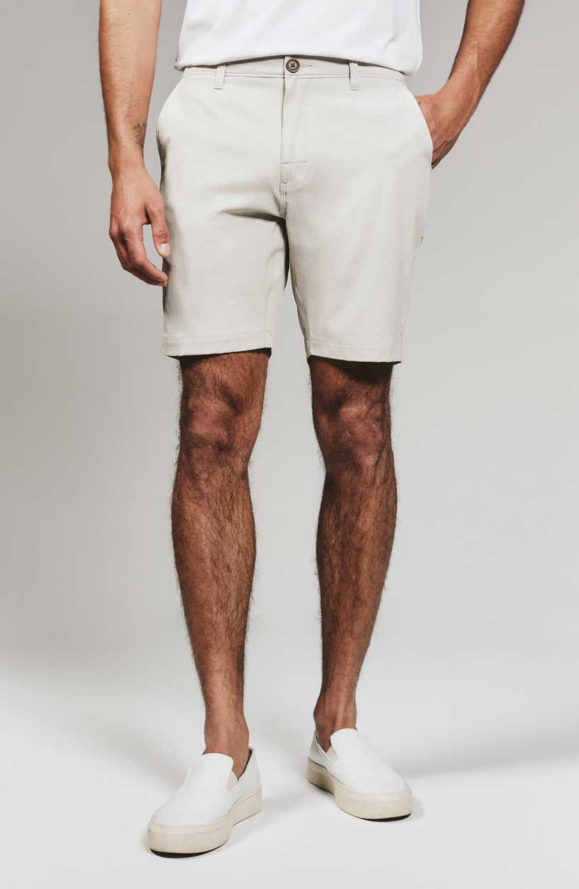 7Diamonds: Everest 8" Short - LT.SAND