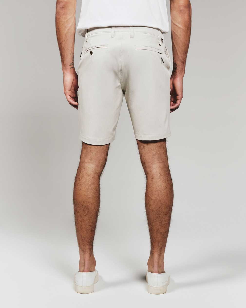 7Diamonds: Everest 8" Short - LT.SAND