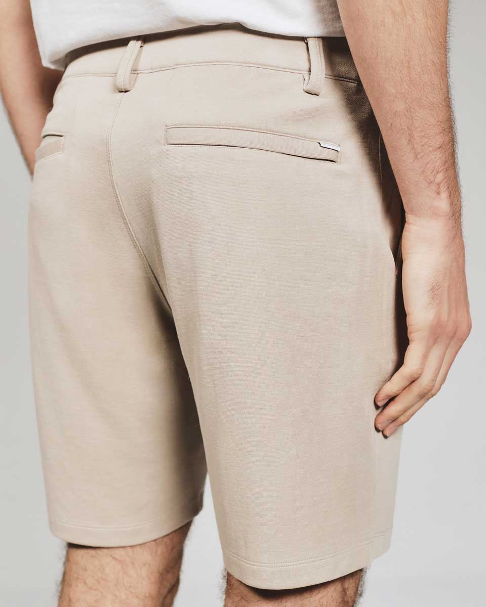 7 Diamonds: Modal 8" Short - TAN