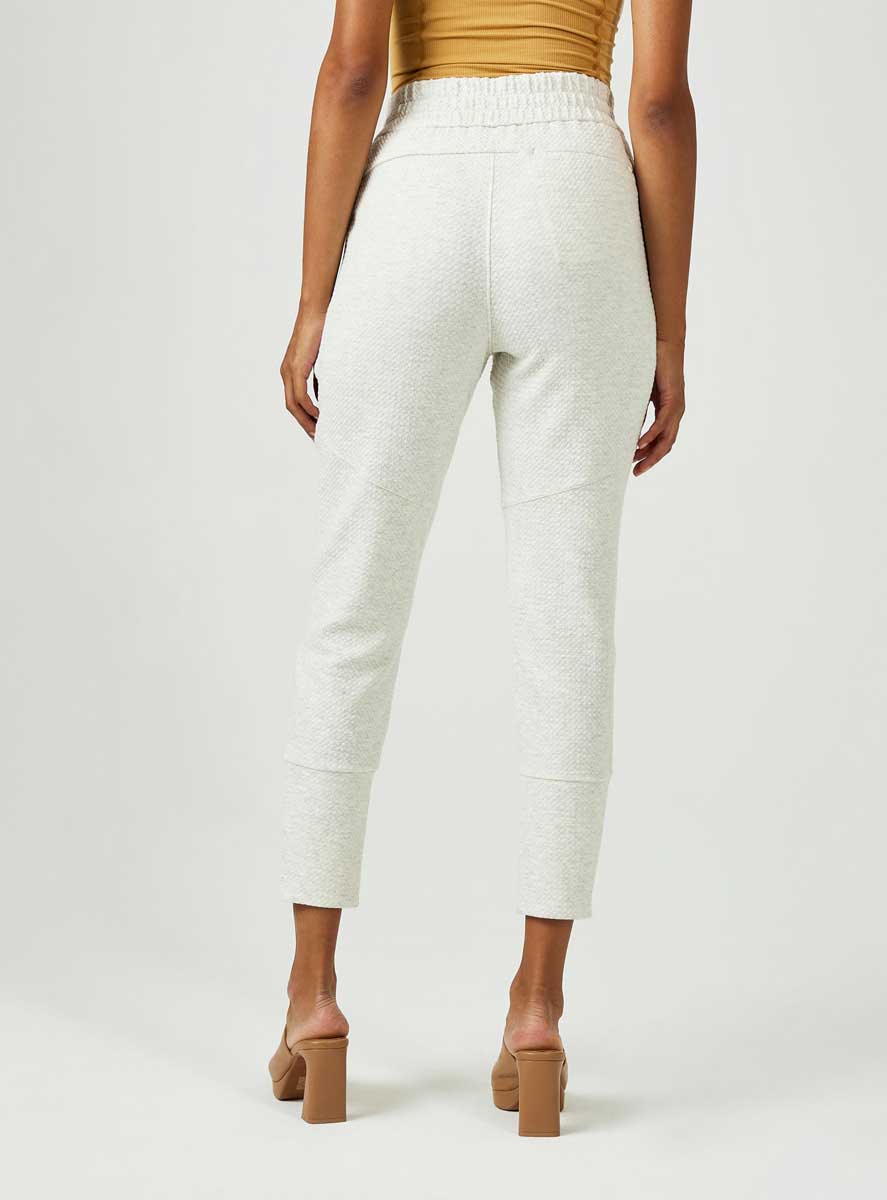 7 Diamonds: Women's Restoration Jogger - NATURAL