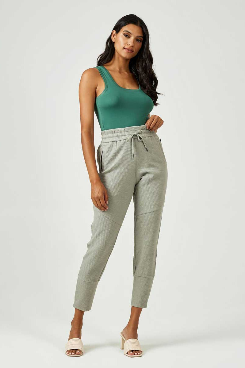 7 Diamonds: Women's Restoration Jogger