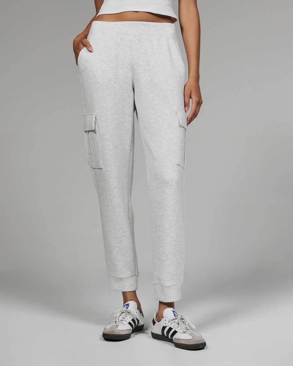 7 Diamonds: Women's Rev Cargo Jogger