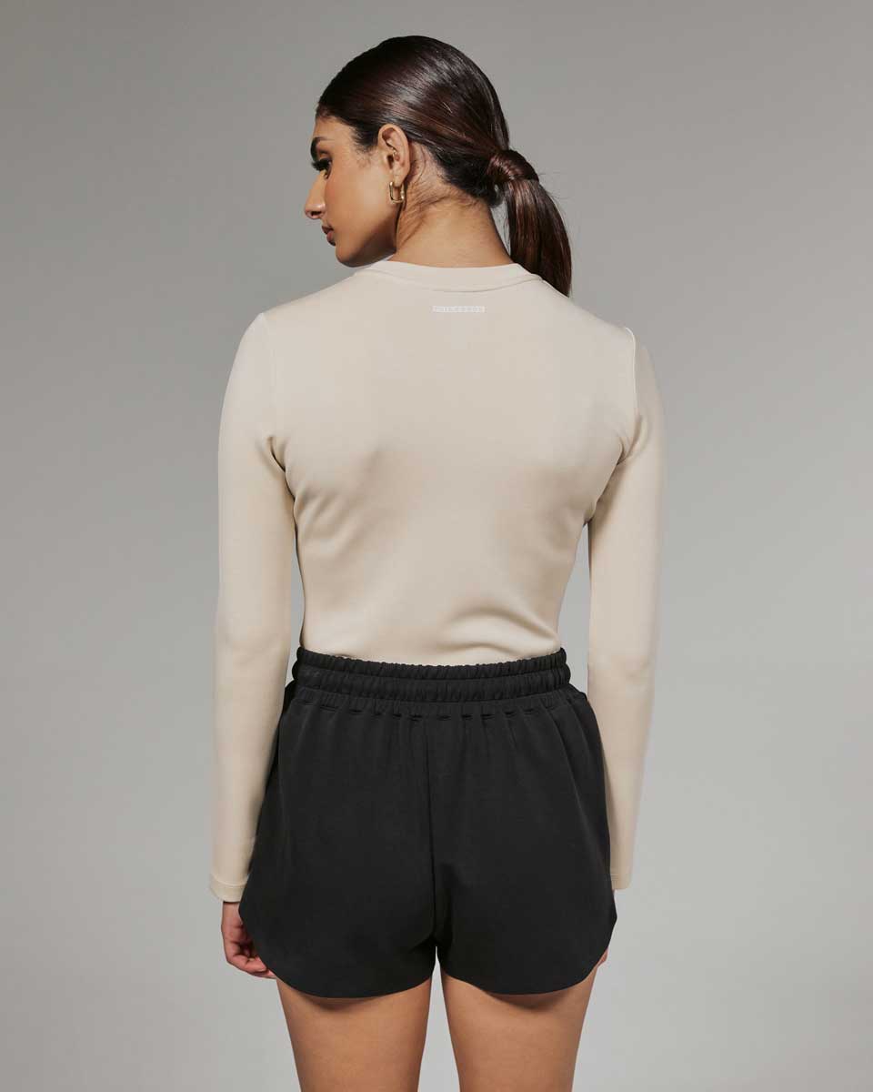 7 Diamonds: Women's Rev Long Sleeve Tee - VANILLA