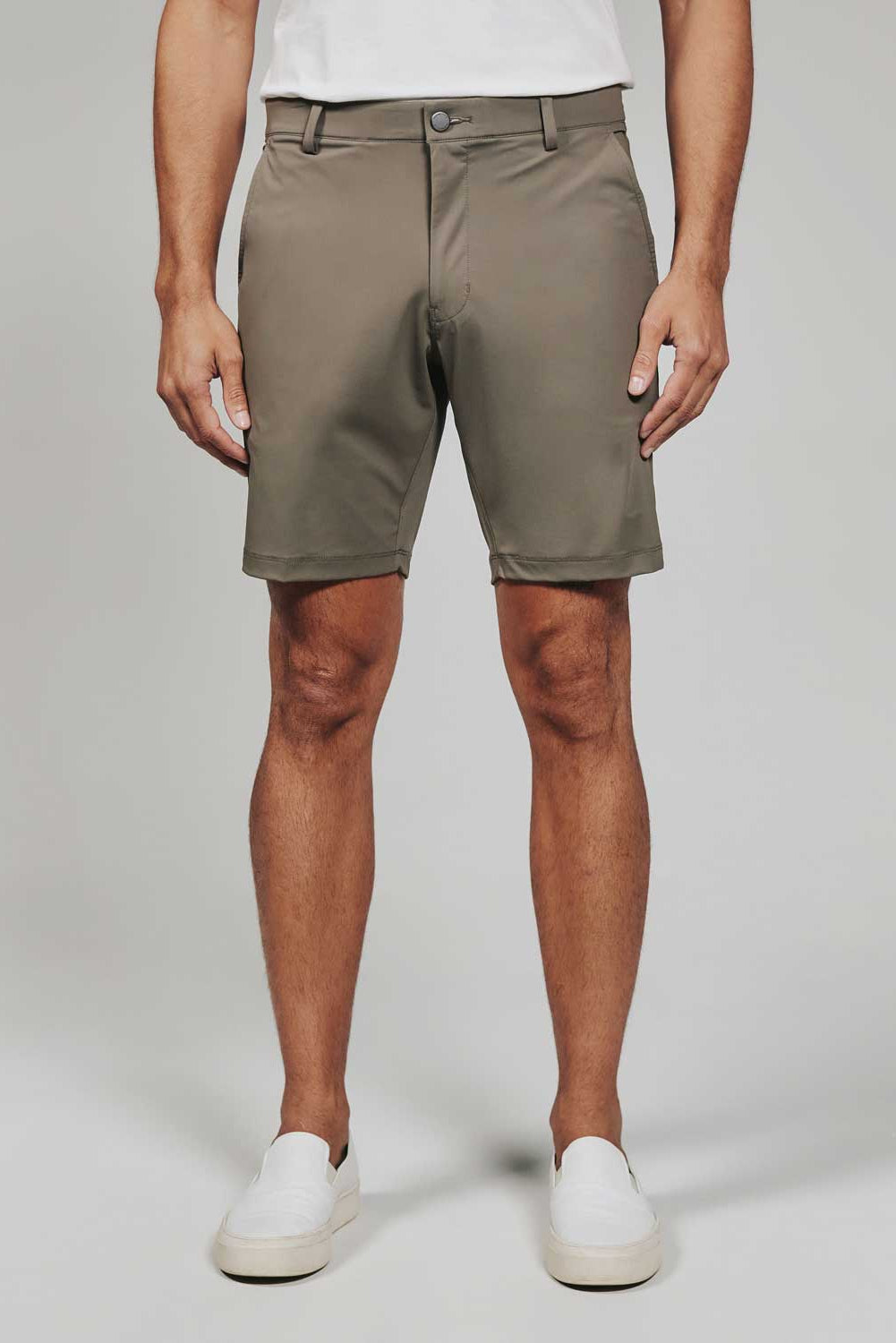 7Diamonds: Zuma 8" Short - DSRTSAGE