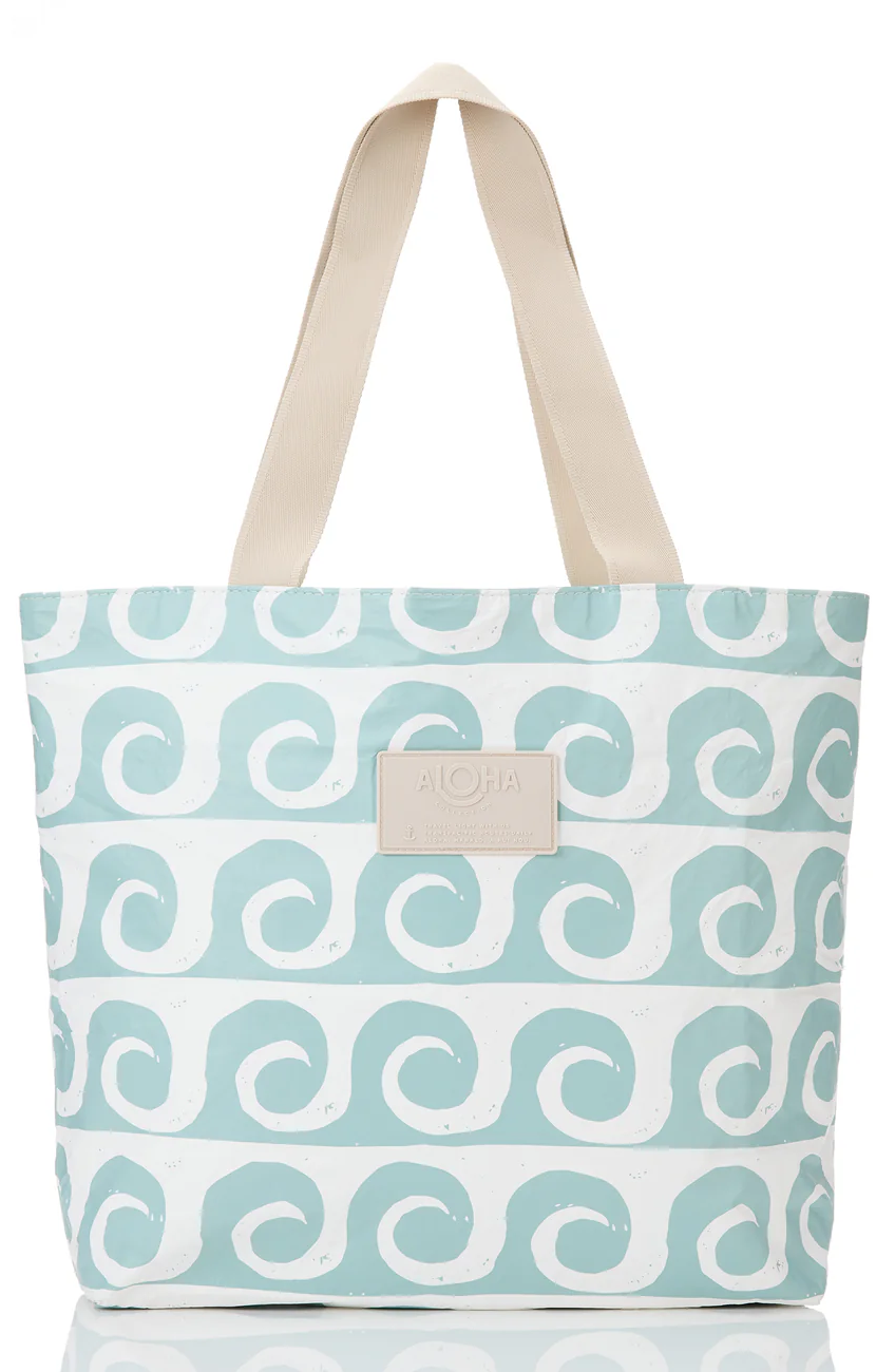 Aloha Collection: Party Wave Day Tripper