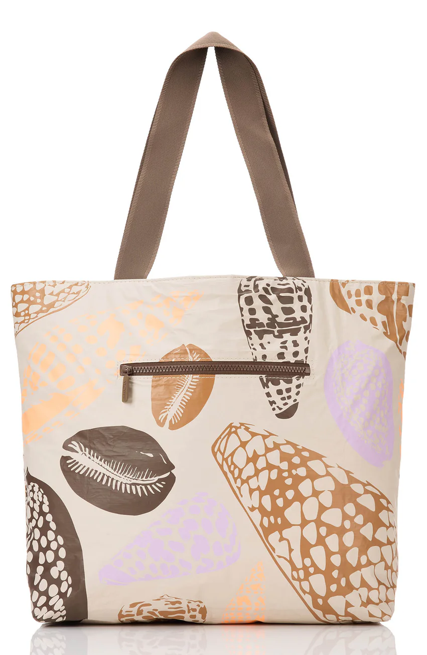 Aloha Collection: Shoreline Day Tripper