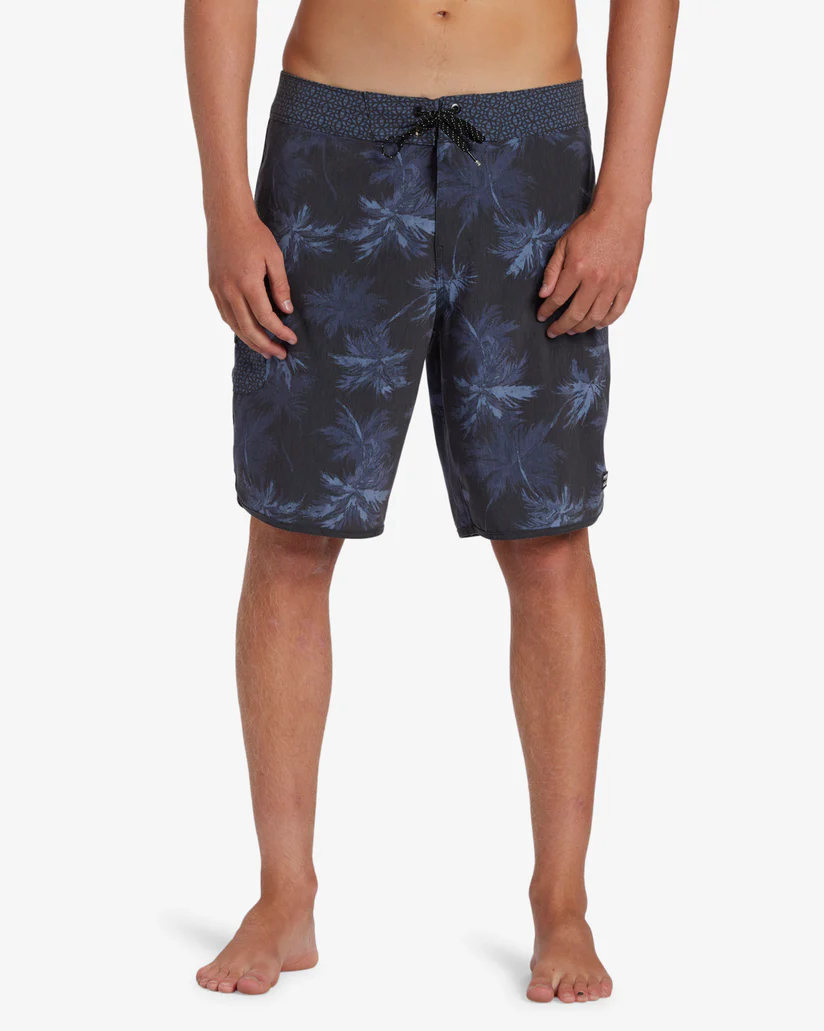Billabong: 73 Pro 19" Boardshorts