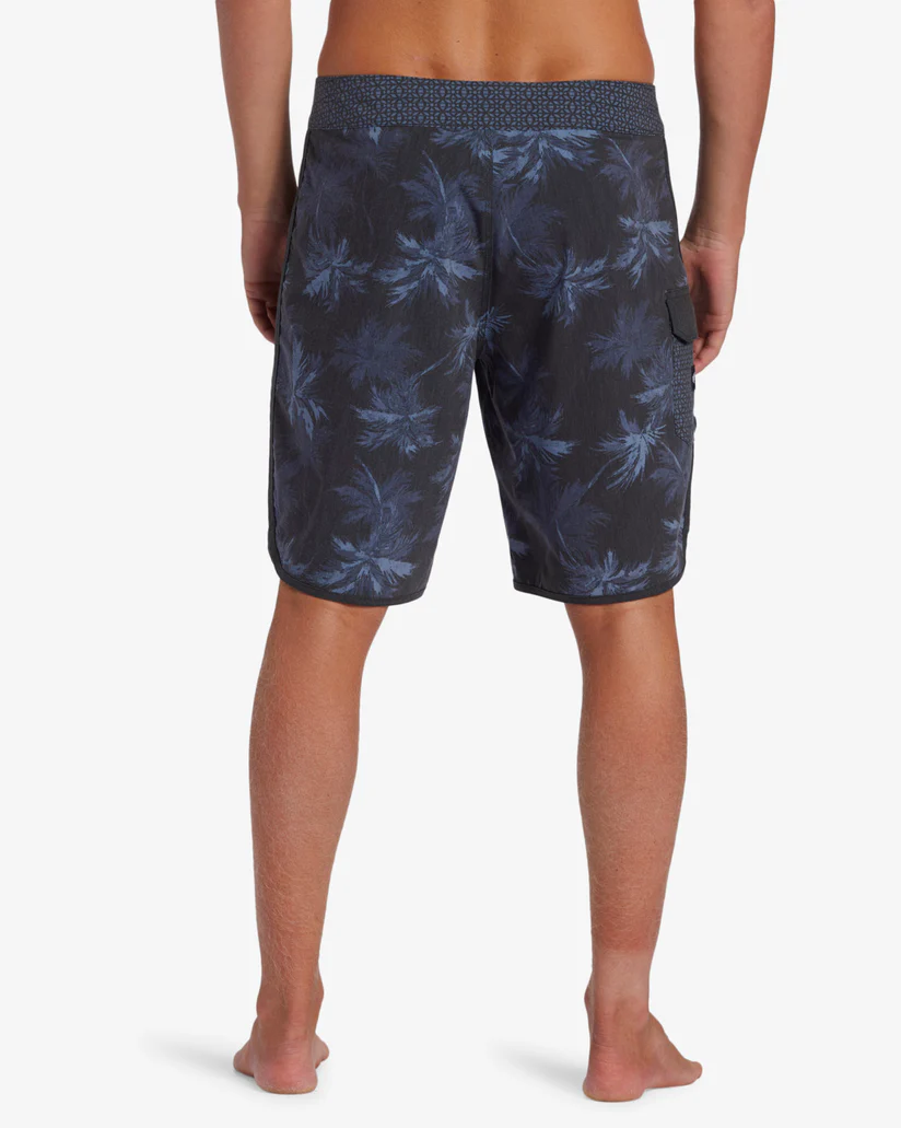 Billabong: 73 Pro 19" Boardshorts