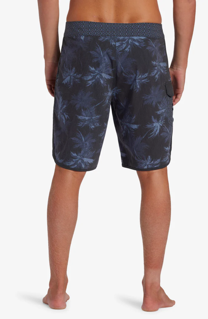 Billabong: 73 Pro 19" Boardshorts