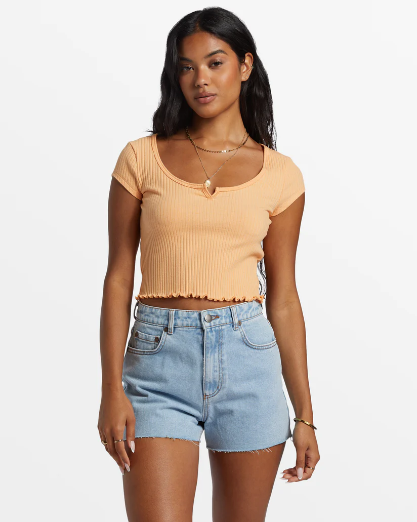 Billabong: Notch Cropped T-Shirt