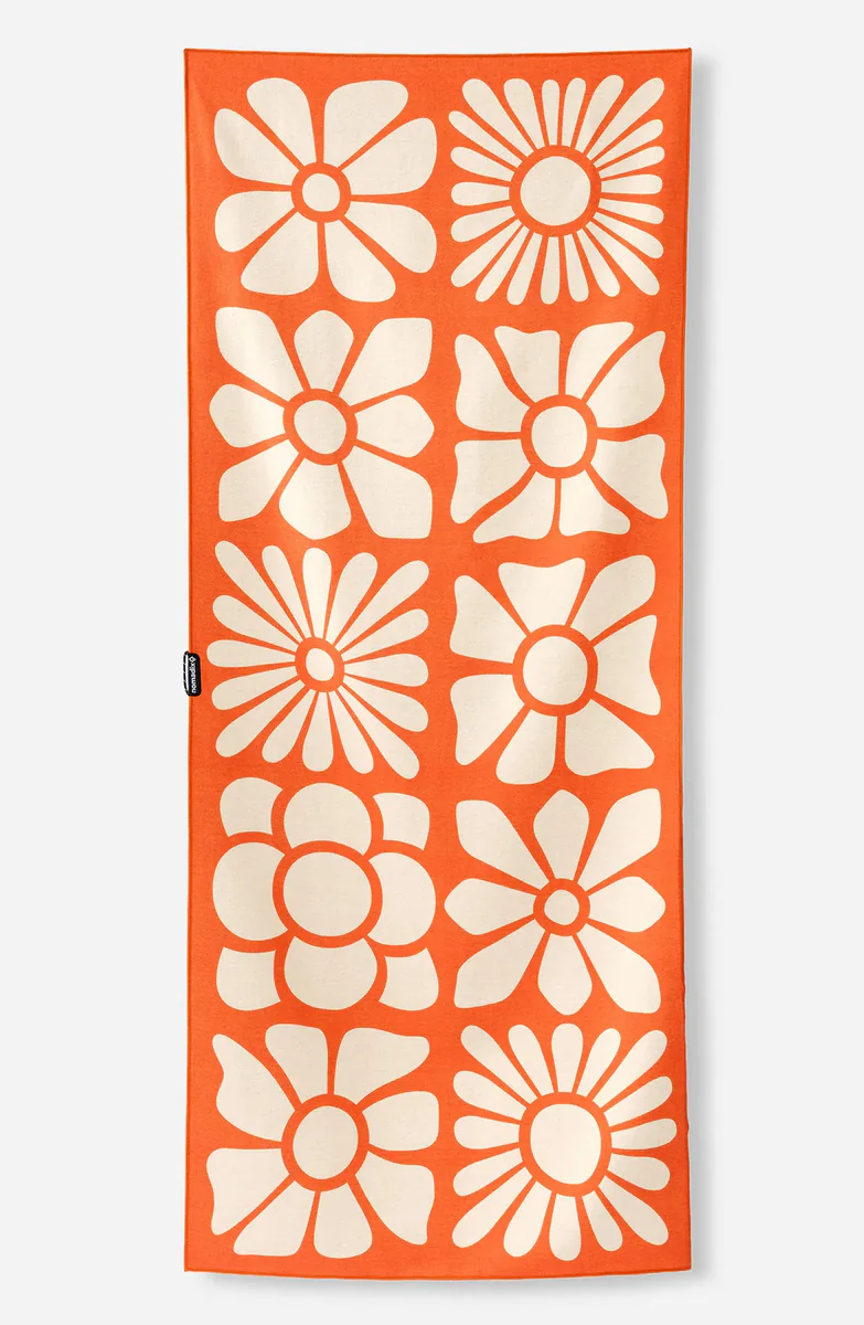 Nomadix: Big Flowers Expedition Towel