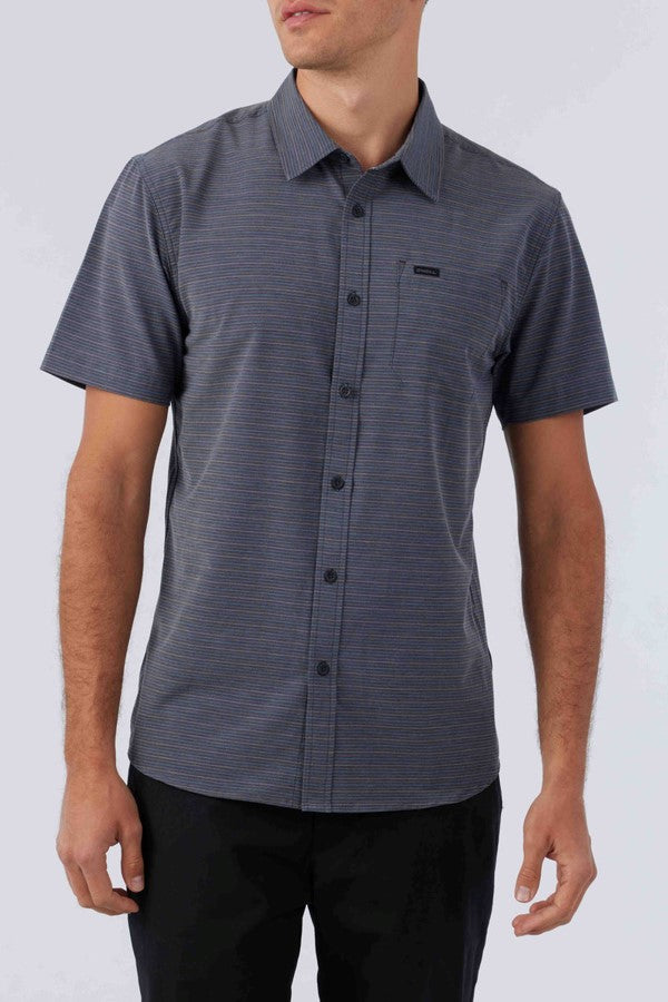 O'Neill: Trvlr UPF Stripe Standard Shirt