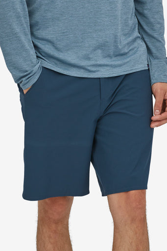 Patogonia: Men's Hydropeak 19" Hybrid Walkshorts