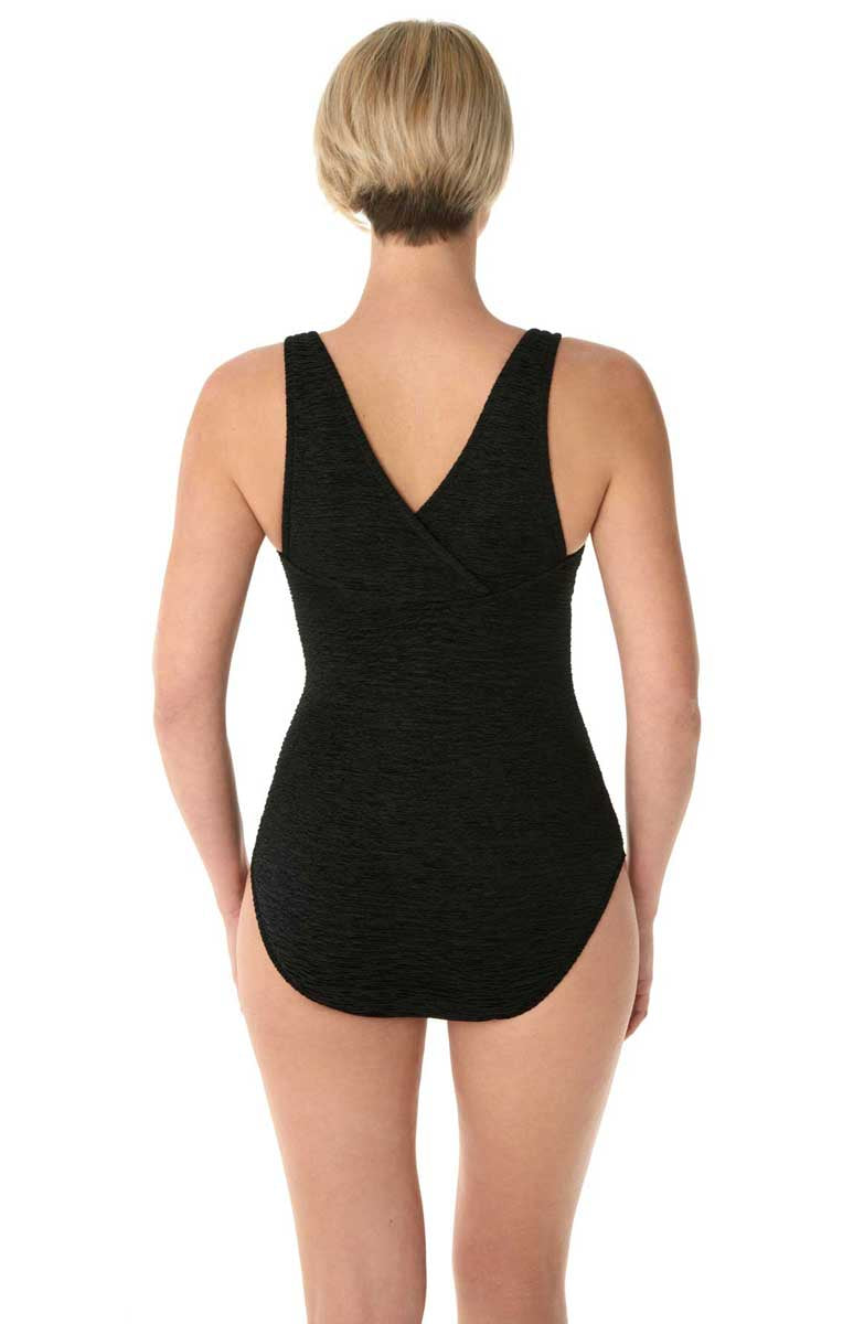 Penbrooke: One Pice Chlorine Resistant Cross Back Maillot - BLACK