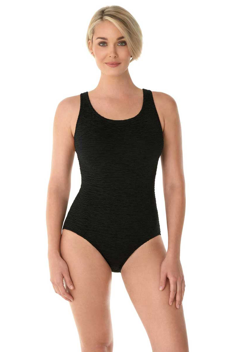 Penbrooke: One Pice Chlorine Resistant Cross Back Maillot