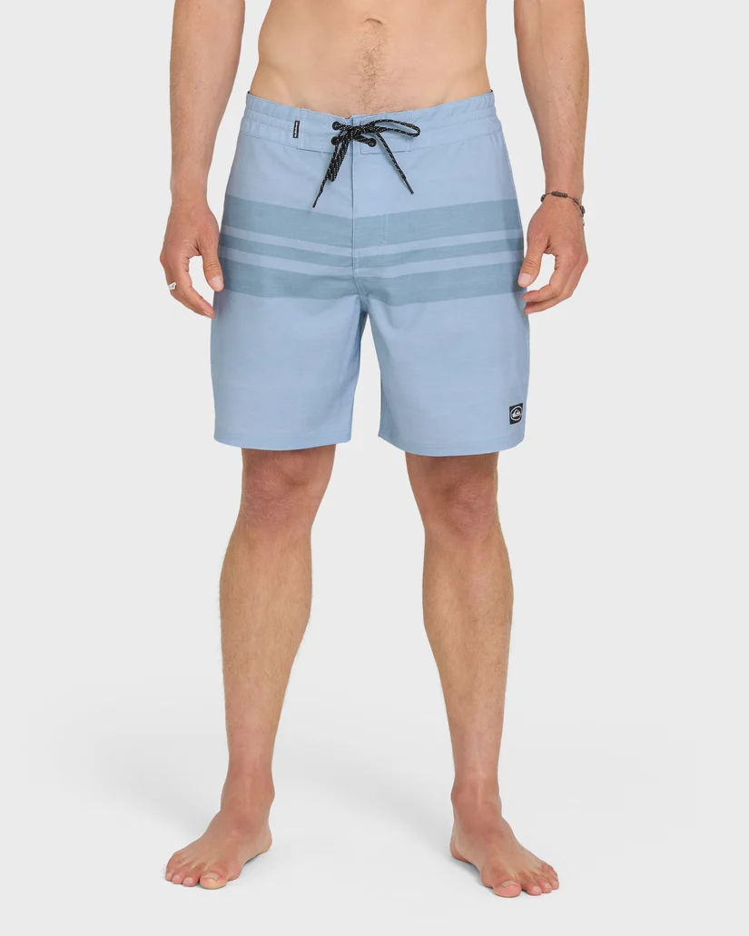 Quiksilver: Surfsilk Street Stripe 18" Boardshorts
