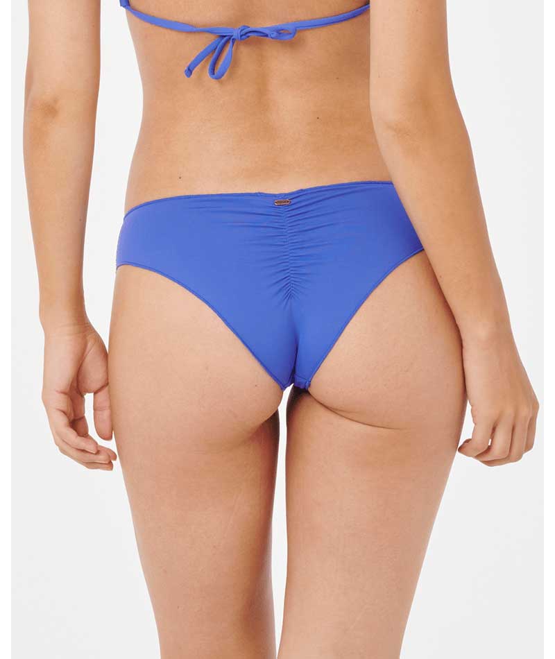 Rip Curl: Classic Surf Cheeky Bikini Bottom - ELTRCBLU