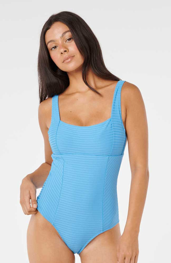 Rip Curl: One Piece Premium Surf D-DD Full Coverage Swimsuit - AZUREBLU