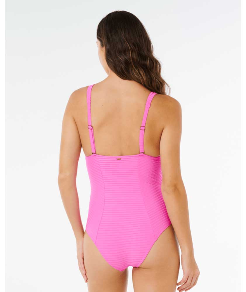 Rip Curl: One Piece Premium Surf D-DD Full Coverage Swimsuit - SPR PINK