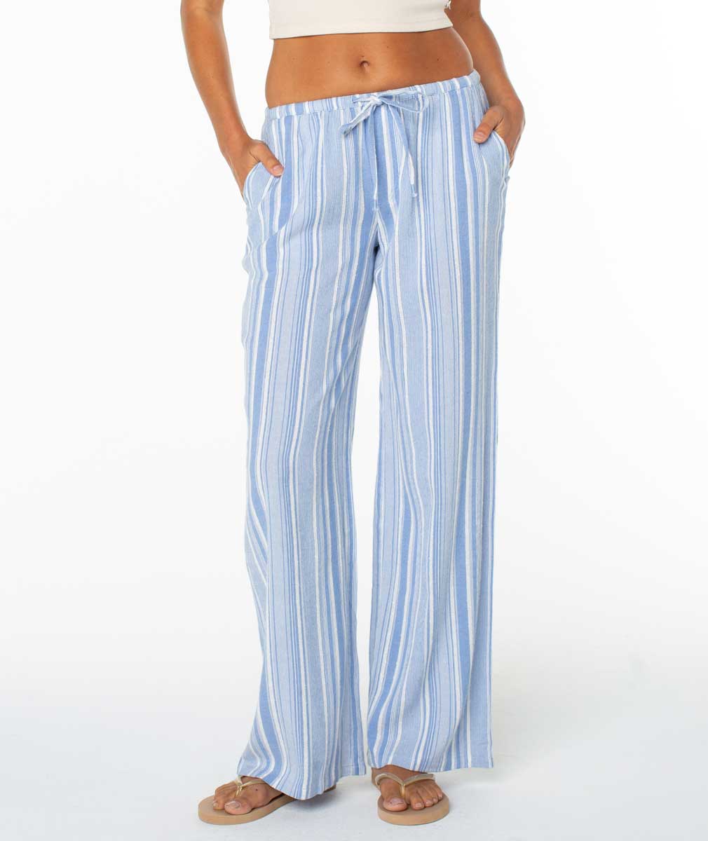 Roxy: Iyla Pant 2