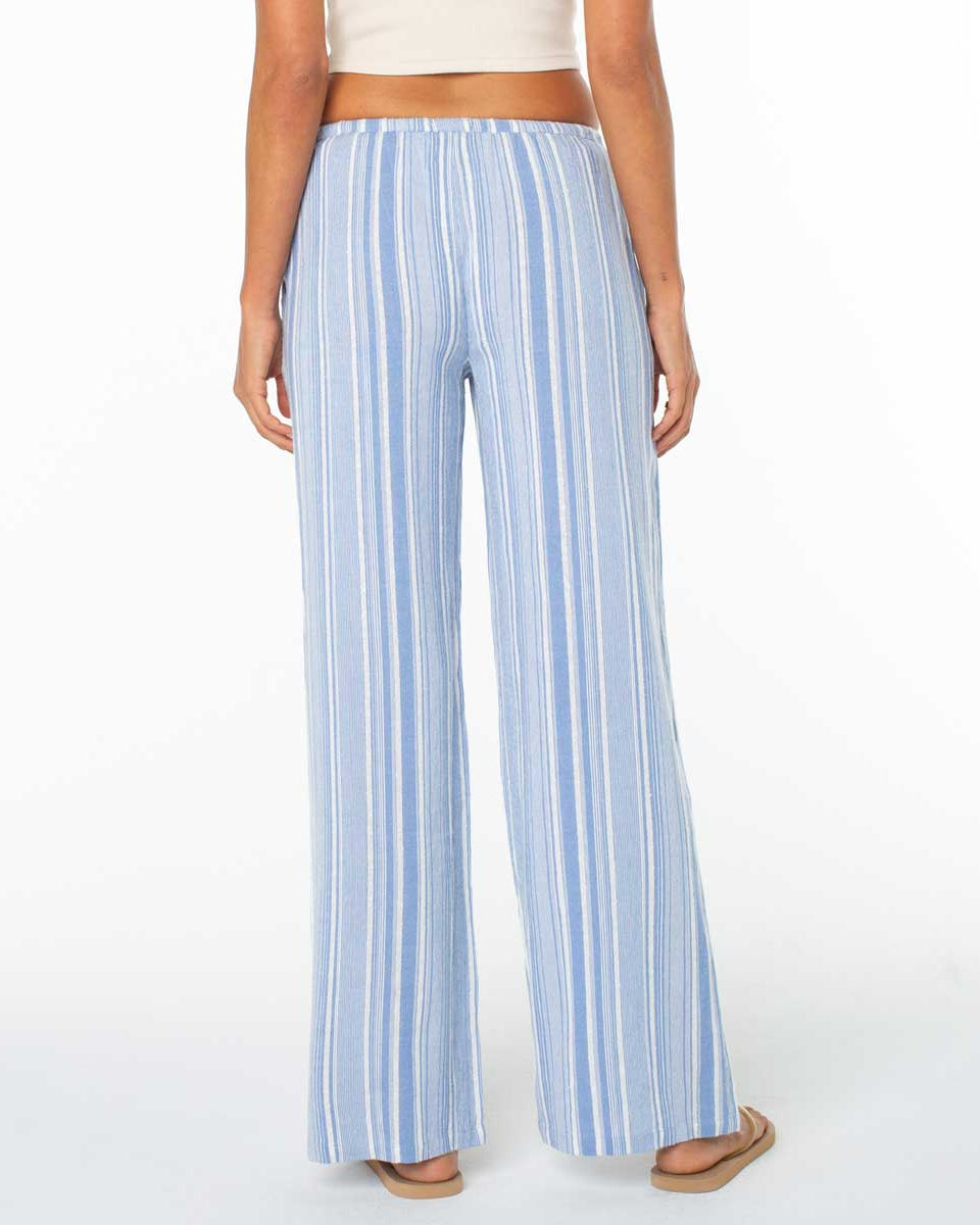 Roxy: Iyla Pant 2