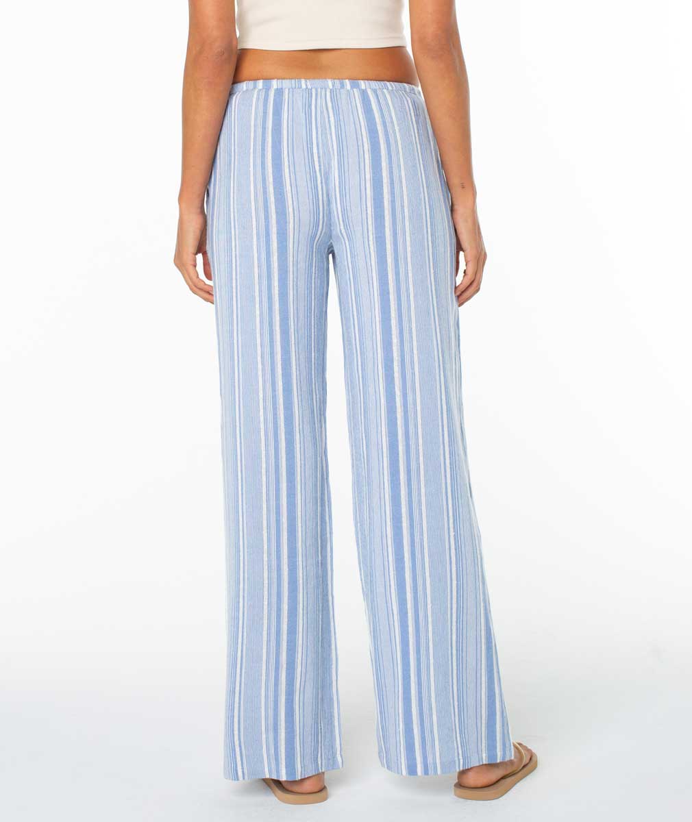 Roxy: Iyla Pant 2