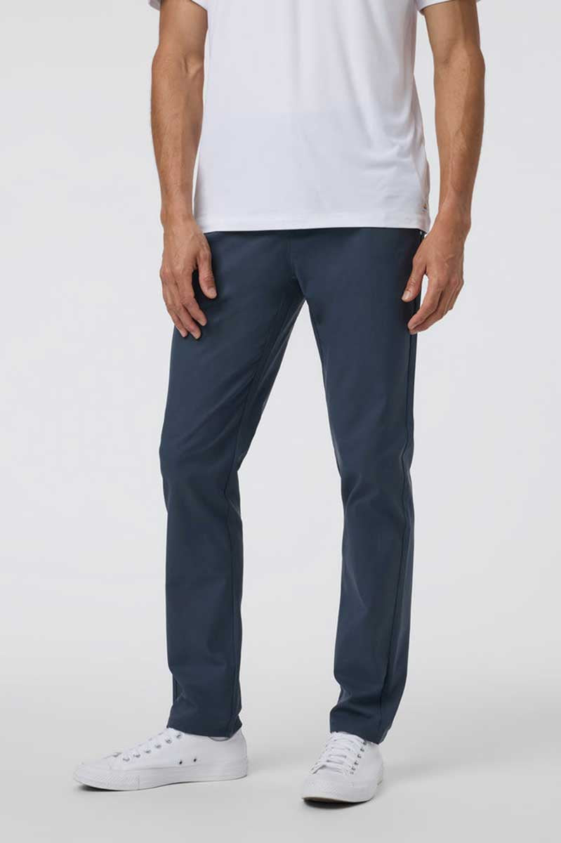 Vuori: Cascade Tech Chino Pant