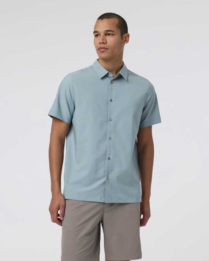 Vuori: Manhattan Short Sleeve Button Down Shirt