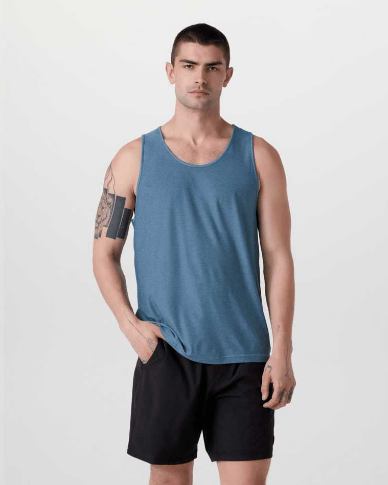Vuori: Strato Tech Tank