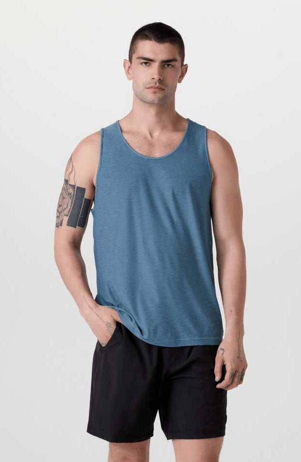 Vuori: Strato Tech Tank