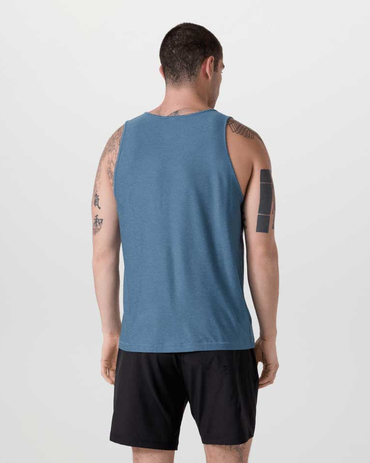 Vuori: Strato Tech Tank