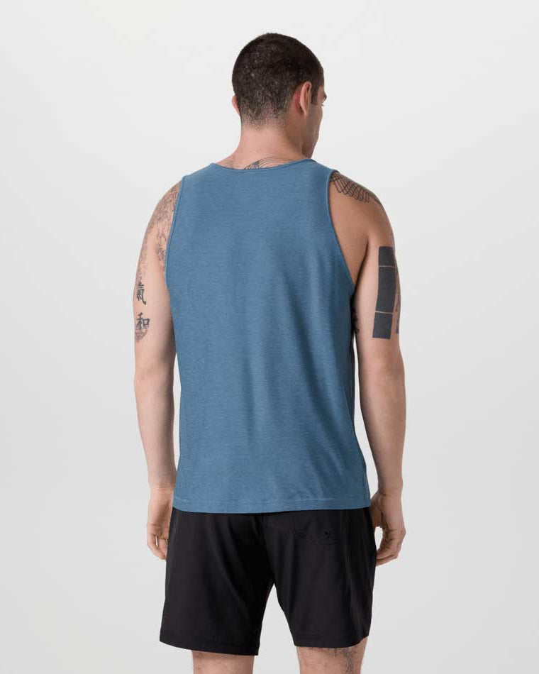 Vuori: Strato Tech Tank