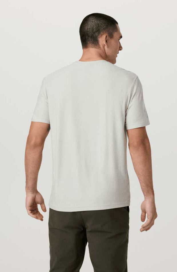 Vuori: Strato Tech Tee