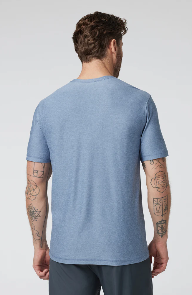 Vuori: Strato Tech Tee