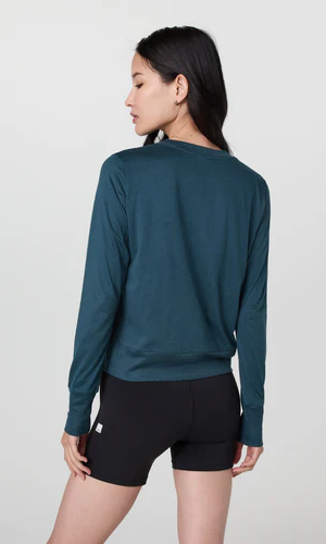 Vuori Women's Daydream Crew, alternate view