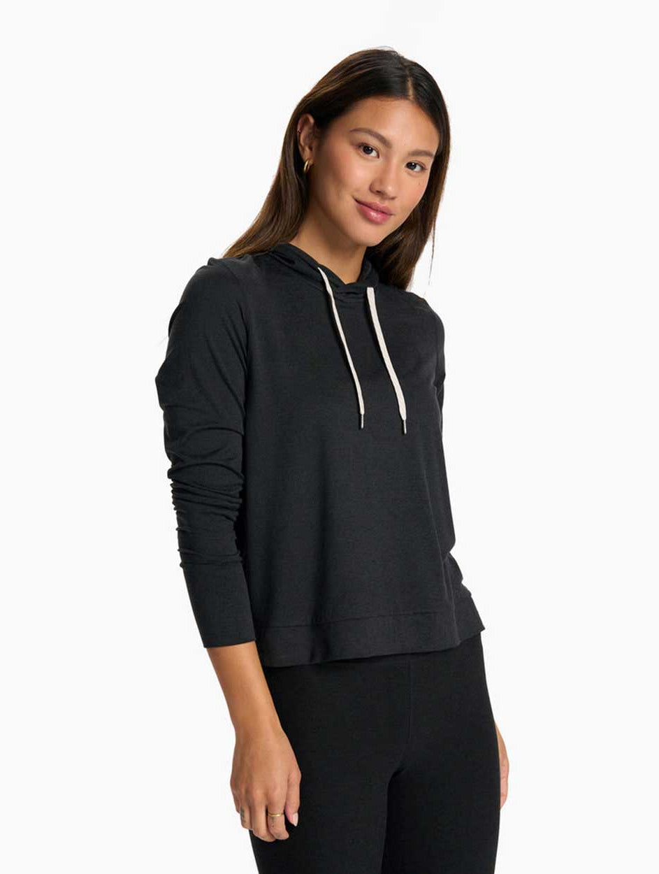 Vuori: Women's Halo Essential Hoodie