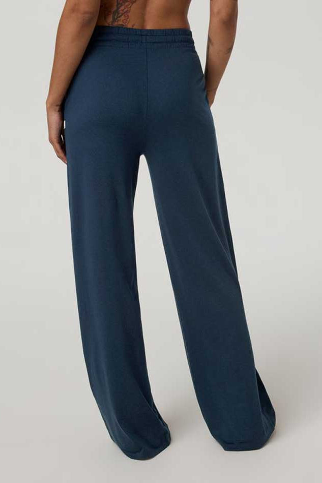 Vuori :Women's Halo Essential Wideleg Pant