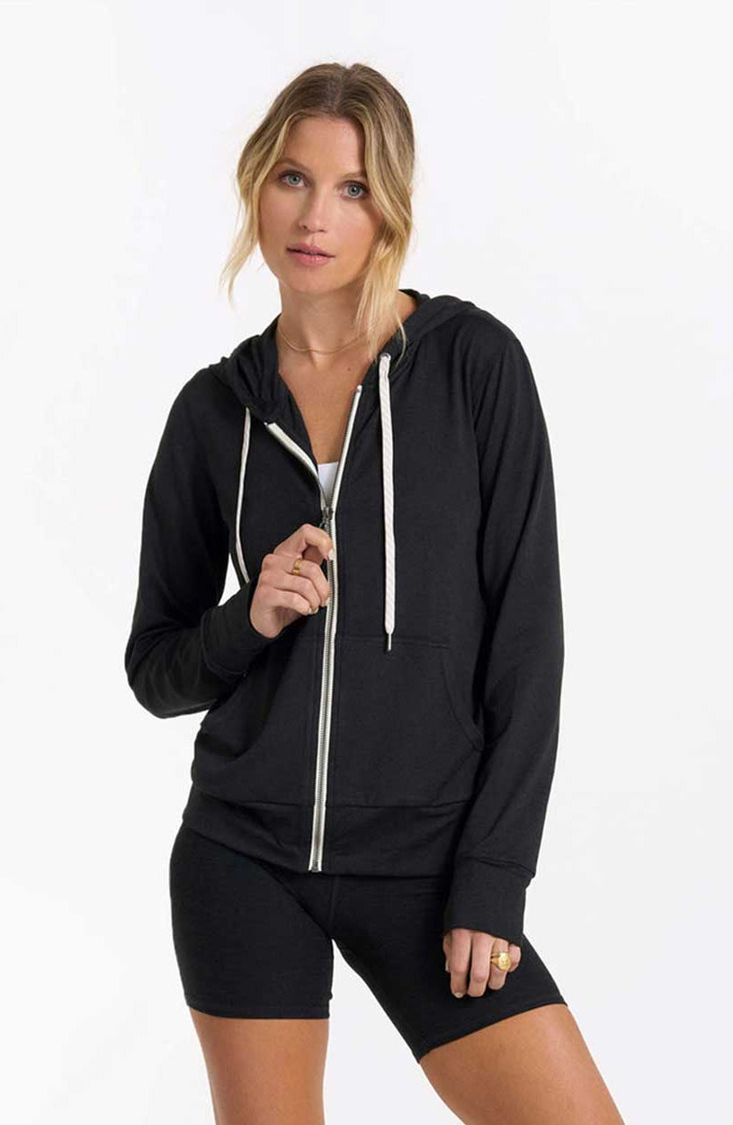 Vuori: Women's Halo Performance Hoodie 2.0