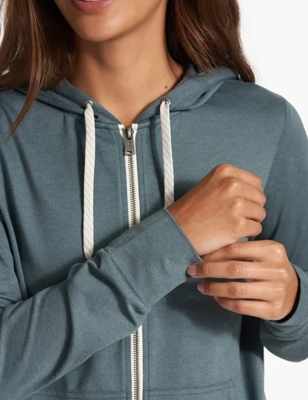 Vuori: Women's Halo Performance Hoodie 2.0