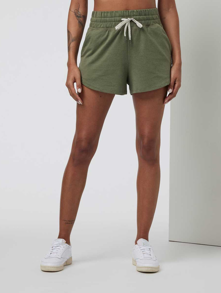 Vuori Women's Halo Performance Short 2.0