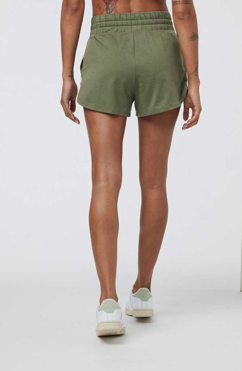 Vuori: Women's Halo Performance Short 2.0
