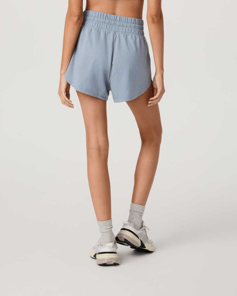 Vuori: Women's Halo Performance Short 2.0
