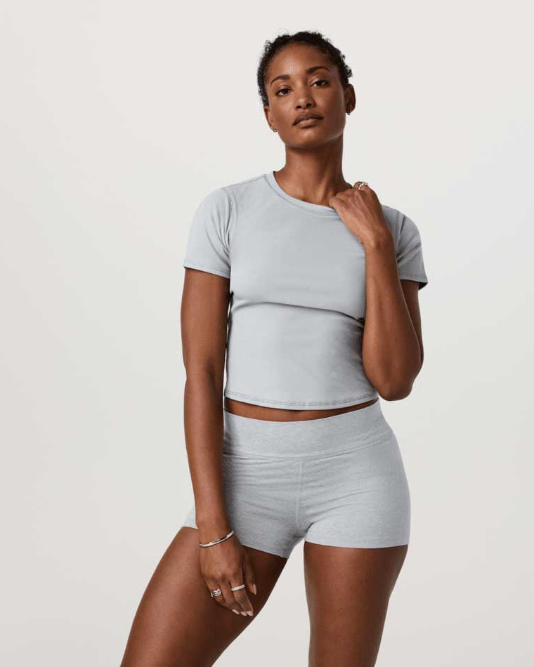 Vuori: Women's Pose Fitted Tee