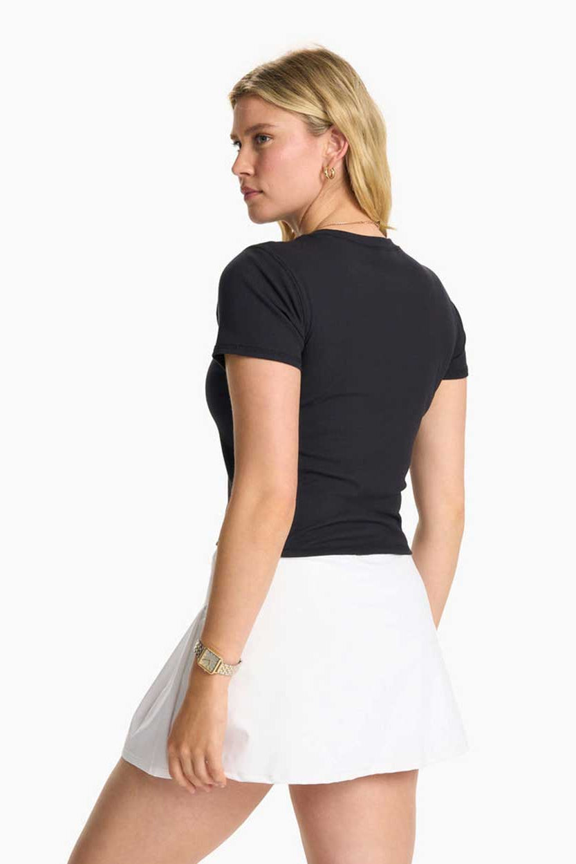 Vuori: Women's Pose Fitted Tee