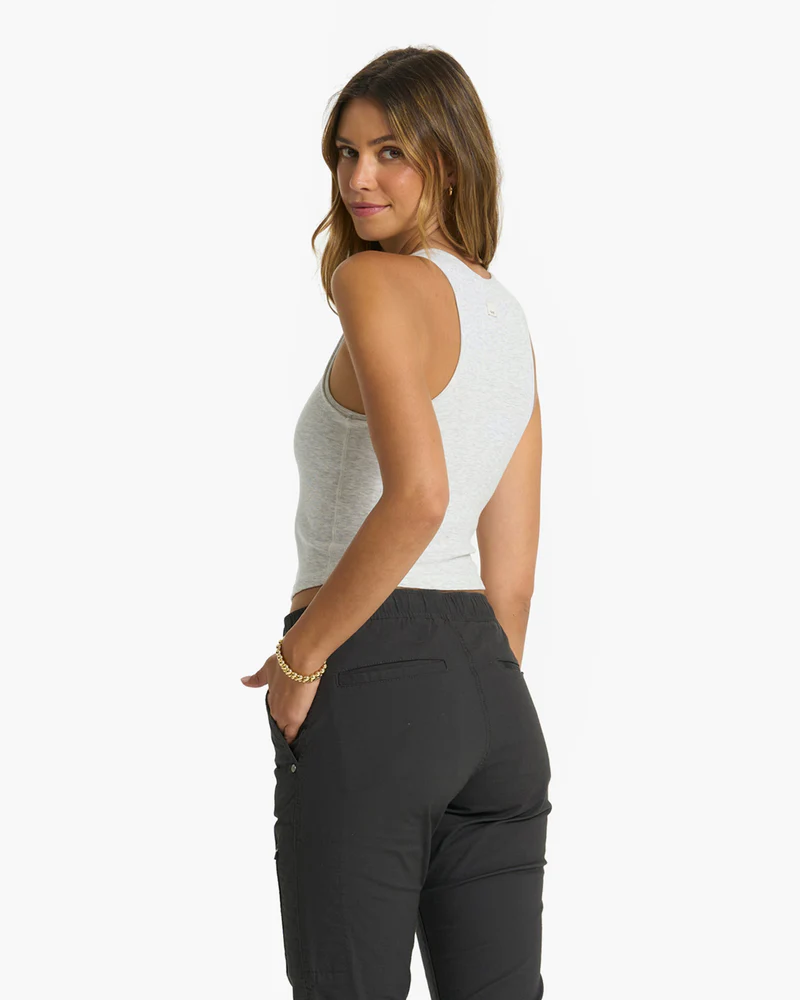 Vuori Women's Pose Plyo Tank Top, alternate view