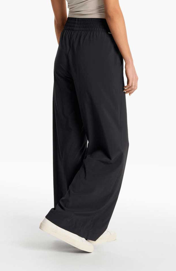 Vuori: Women's Villa Wideleg Pant