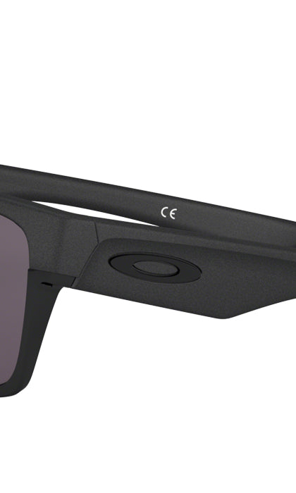 Oakley: Twoface Steel Prizm Grey