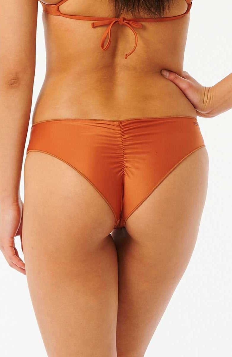 Rip Curl: Classic Surf Cheeky Bikini Bottom - AUBURN
