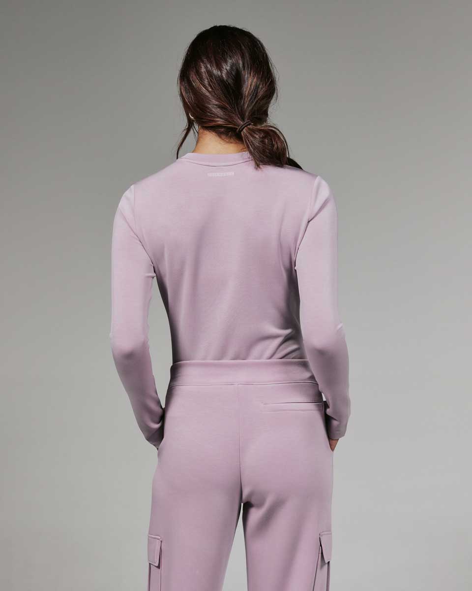 7 Diamonds: Women's Rev Long Sleeve Tee - DEAUVALL